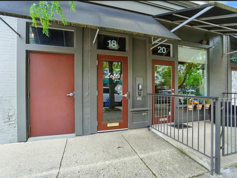 18 S Saint Clair Street, Unit 203, Dayton, OH 45402 Photo 3