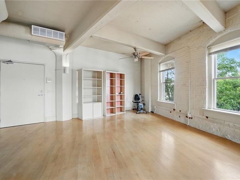 18 S Saint Clair Street, Unit 203, Dayton, OH 45402 Photo 9