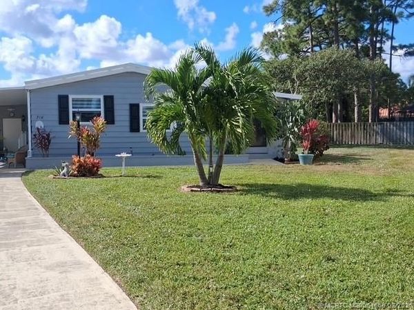 716 Sunny South Avenue, Boynton Beach, FL 33436