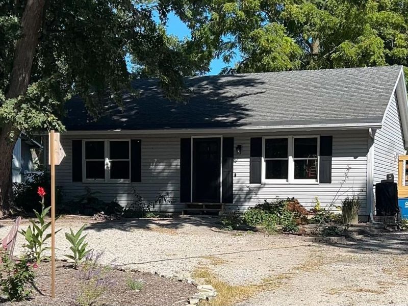 2011 Oakdale Avenue, Oregon, OH 43616 Photo 1