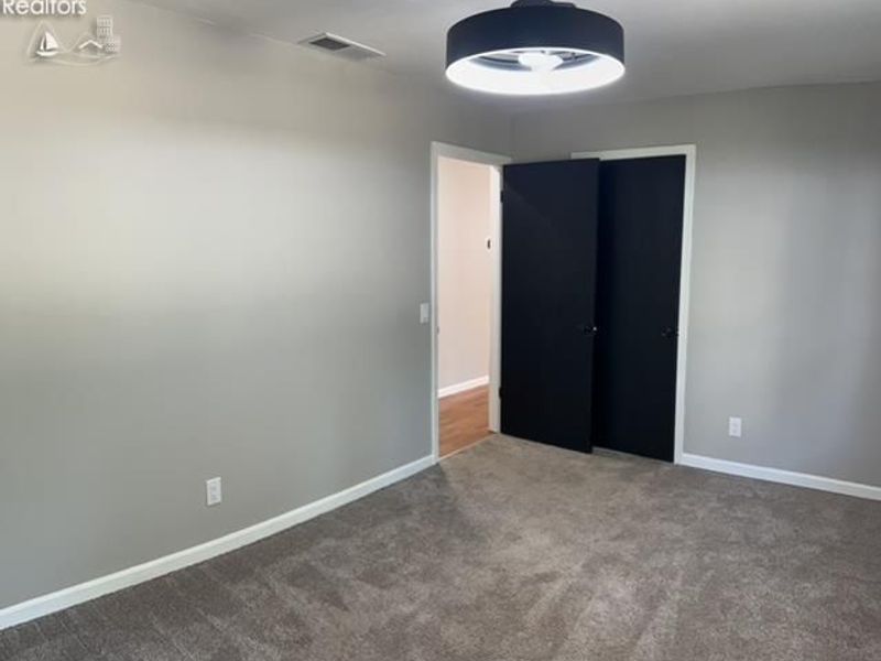 2011 Oakdale Avenue, Oregon, OH 43616 Photo 17