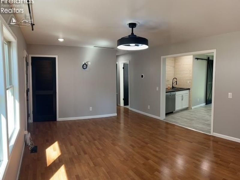 2011 Oakdale Avenue, Oregon, OH 43616 Photo 6