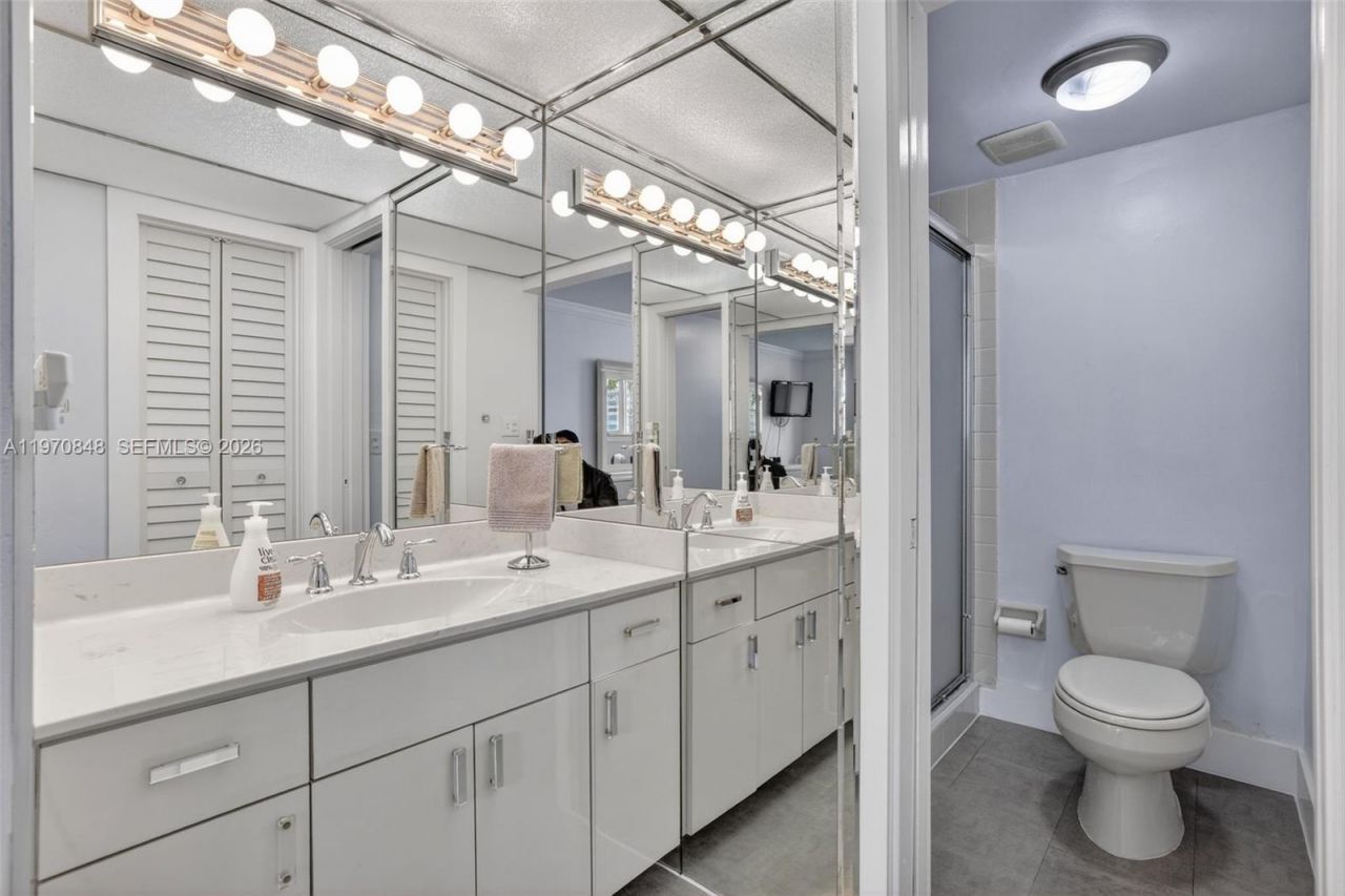 1891 S Ocean Dr , Unit 212, Hallandale Beach, FL 33009 Photo