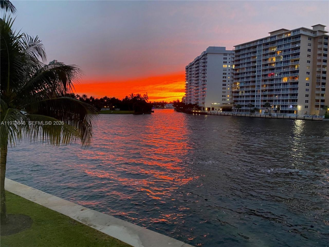 1891 S Ocean Dr , Unit 212, Hallandale Beach, FL 33009 Photo