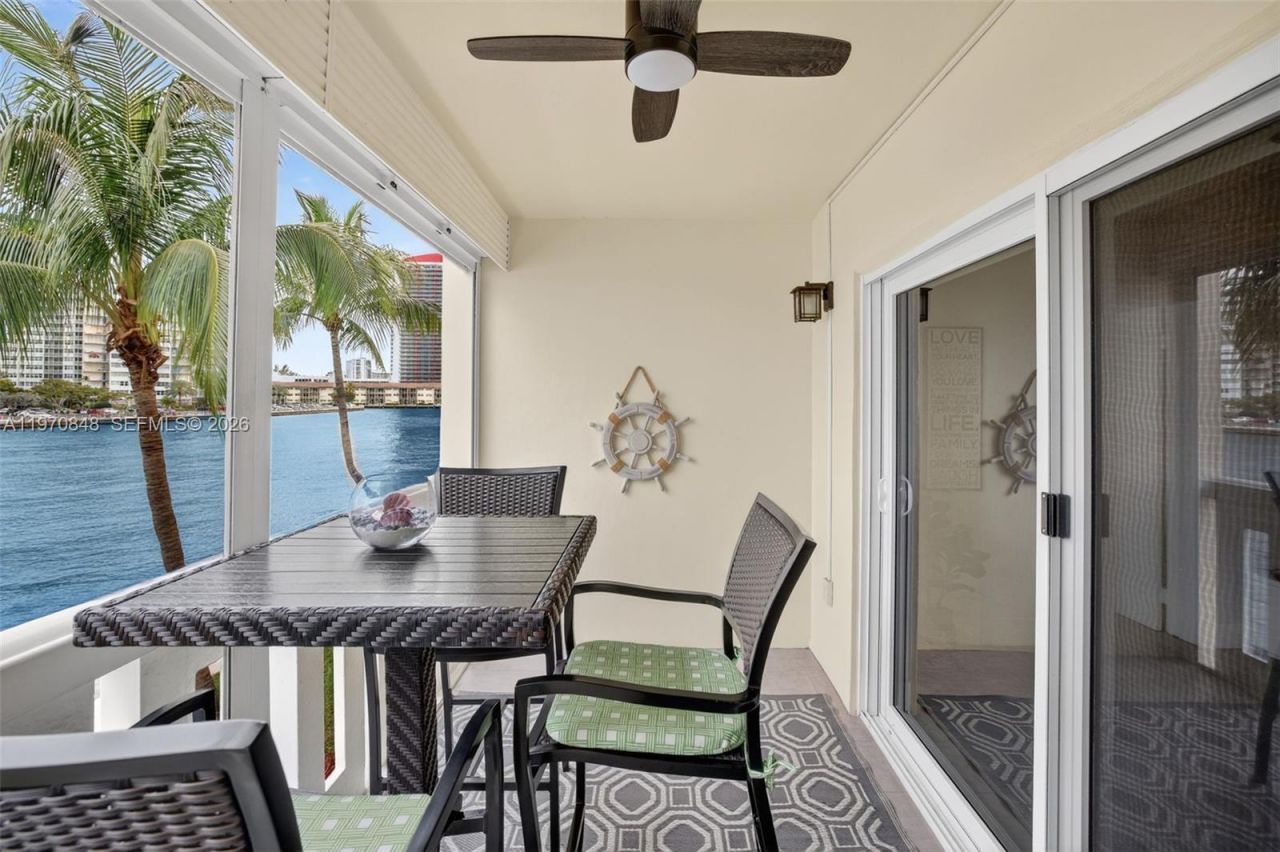 1891 S Ocean Dr , Unit 212, Hallandale Beach, FL 33009 Photo