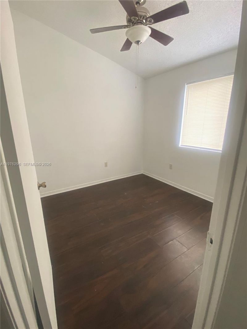 6245 Kendale Lakes Cir, Unit 209, Miami, FL 33183 Photo