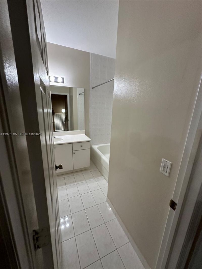 745 SW 107th Ave, Pembroke Pines, FL 33025 Photo
