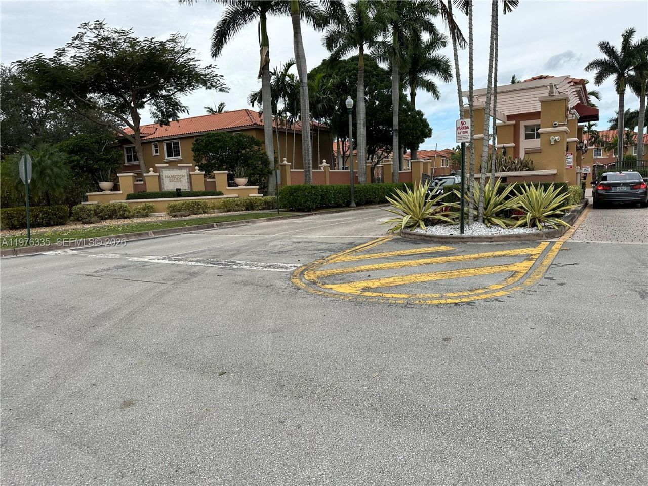 745 SW 107th Ave, Pembroke Pines, FL 33025 Photo