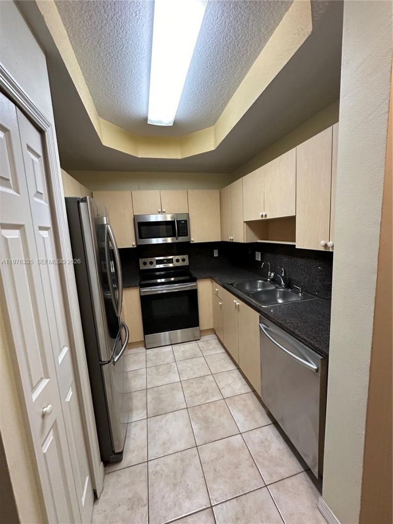 745 SW 107th Ave, Pembroke Pines, FL 33025 Photo