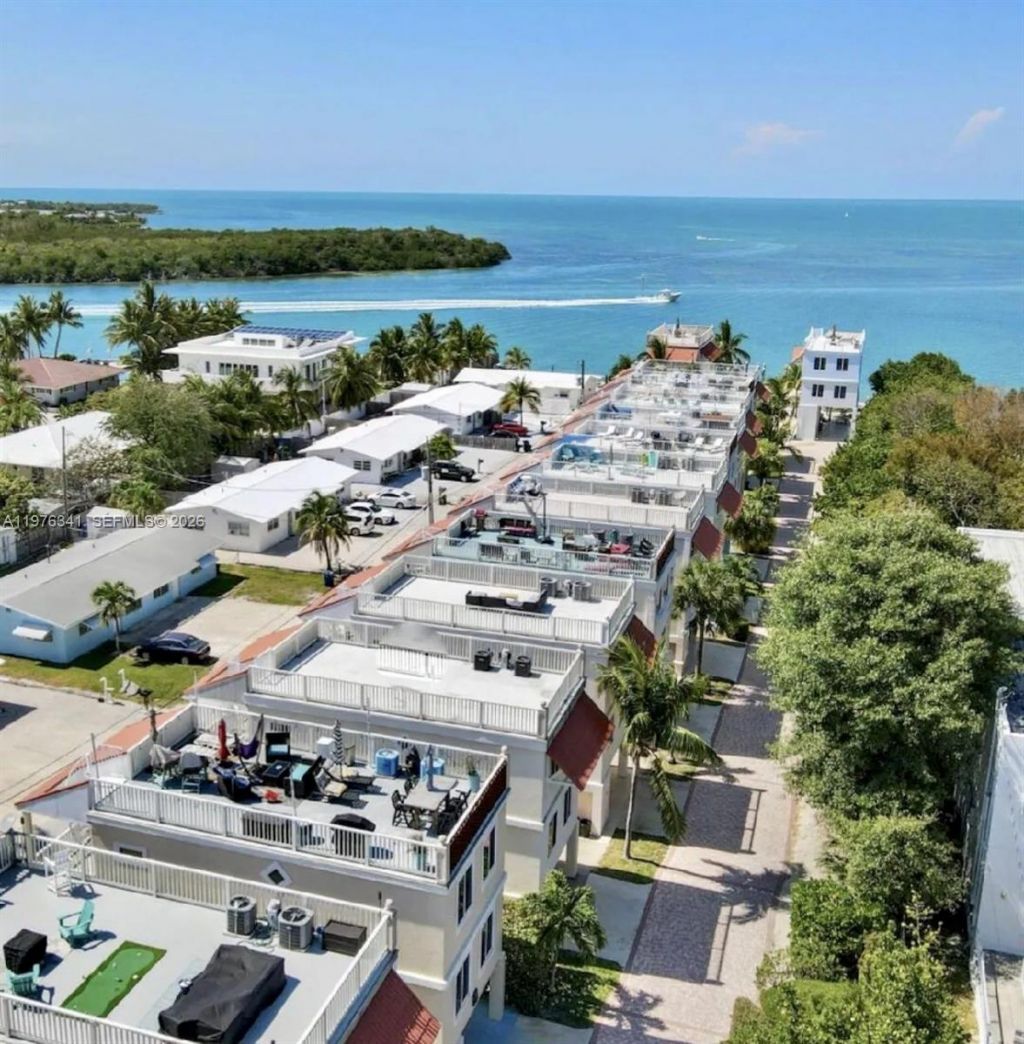 12400 Overseas Hwy , Marathon, FL 33050 Photo