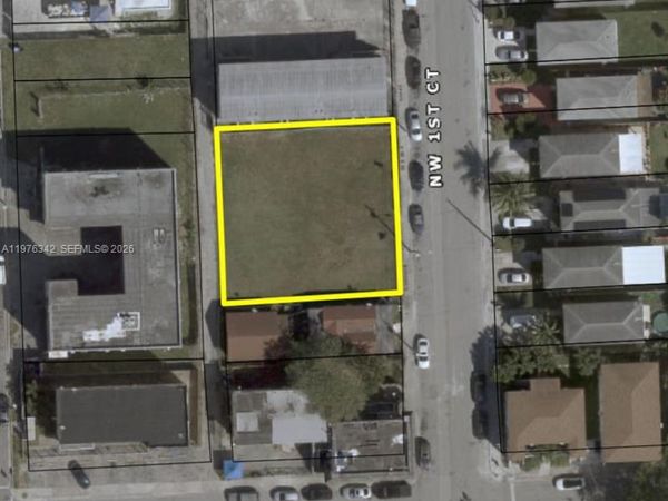 1520 NW 1st Ct, Miami, FL 33136