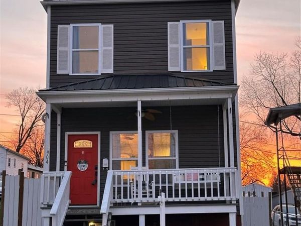 904 N 2nd Street, De Soto, MO 63020