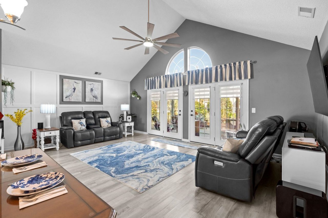 219 Beechwood Ct. Photo 11