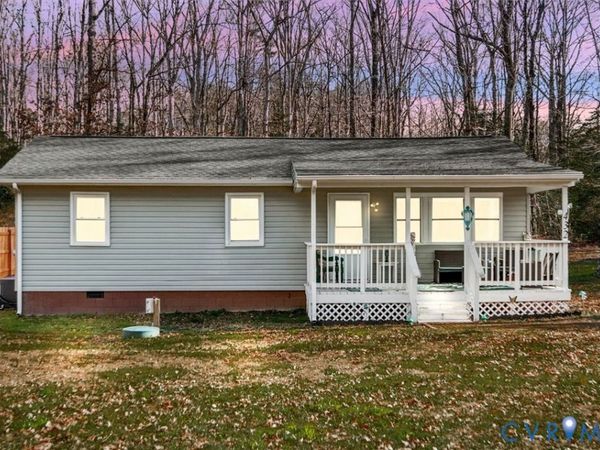 432 Gardys Lane, Callao, VA 22435