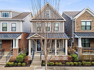 951 Hudson Crossing, Grandview Heights, OH 43212