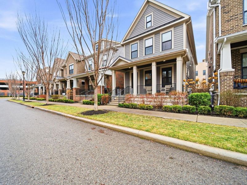 951 Hudson Crossing , Grandview Heights, OH 43212 Photo 2