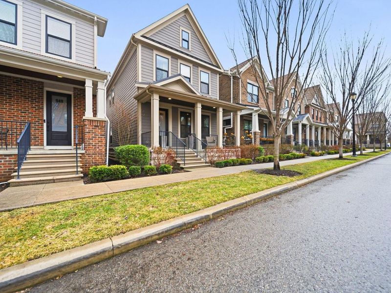 951 Hudson Crossing , Grandview Heights, OH 43212 Photo 3