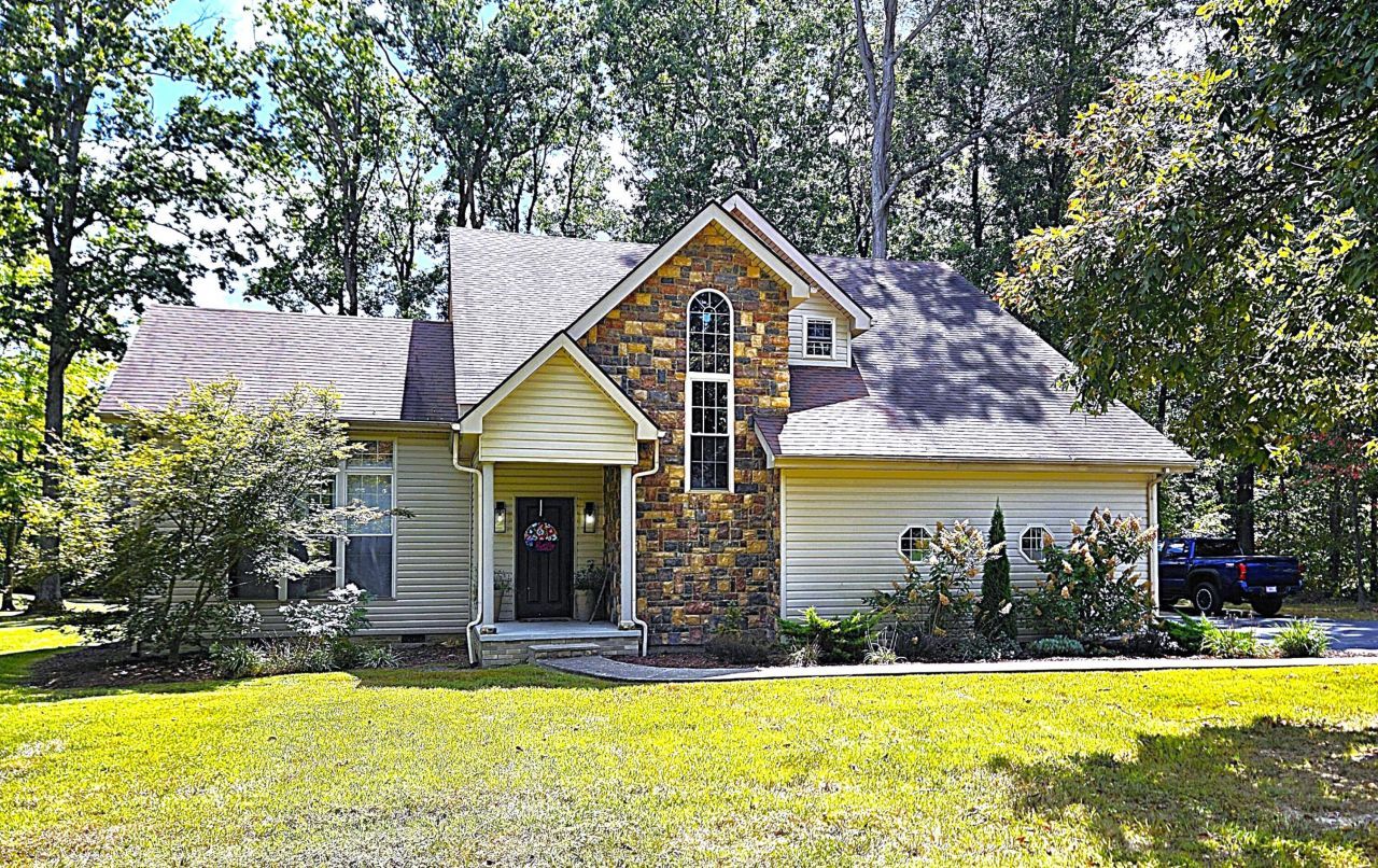 1870 Eagle Drive, Morehead, KY 40351 Main Photo