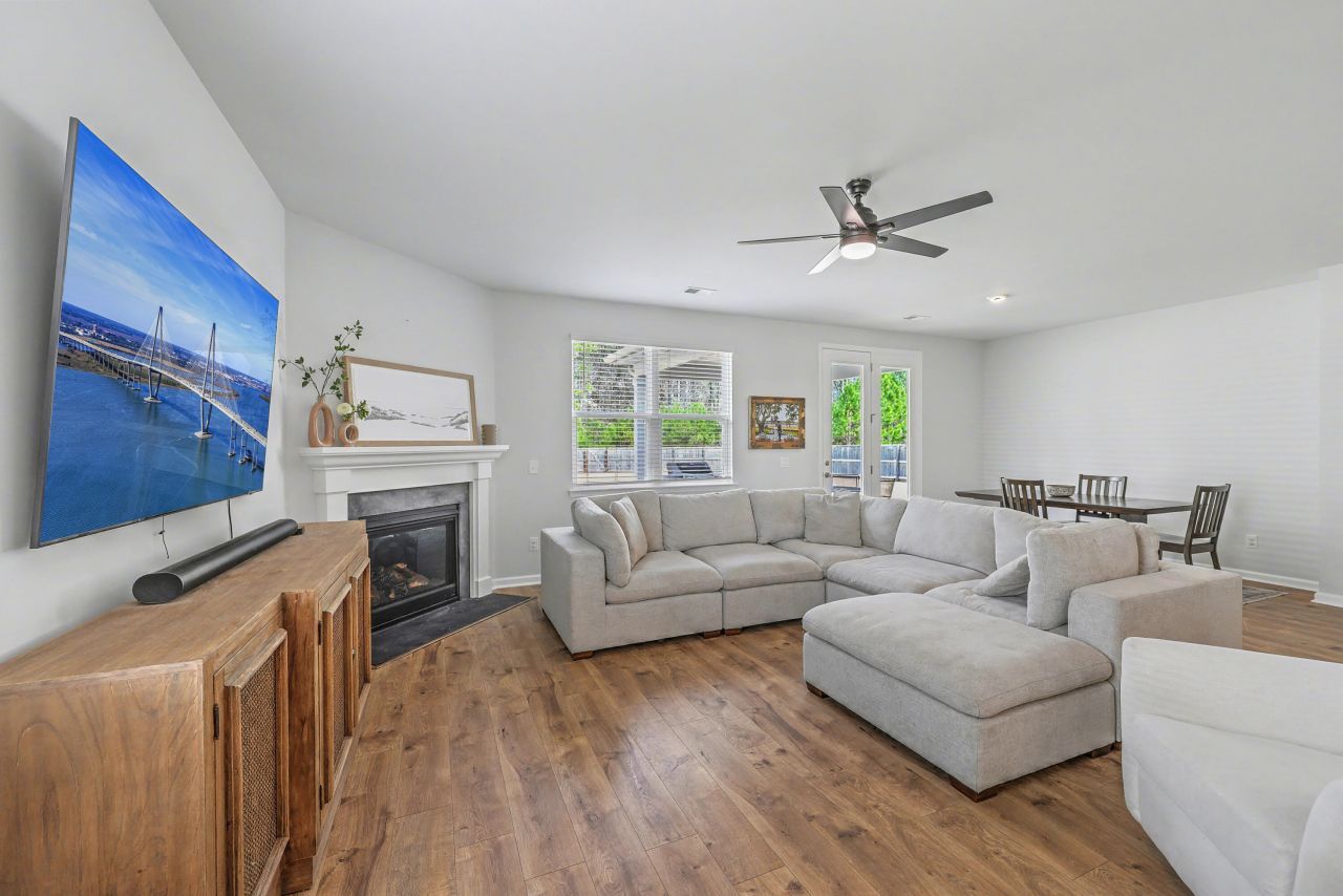 1062 Wading Point Boulevard Photo 10