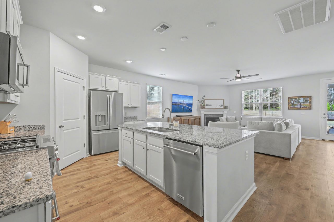 1062 Wading Point Boulevard Photo 12