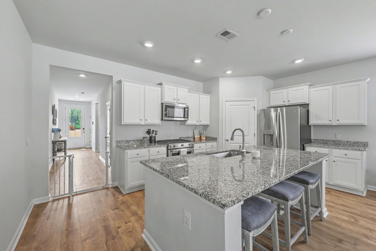 1062 Wading Point Boulevard Photo 16