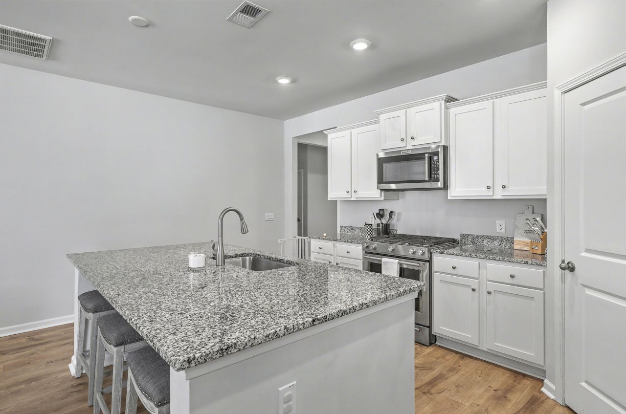 1062 Wading Point Boulevard Photo 17