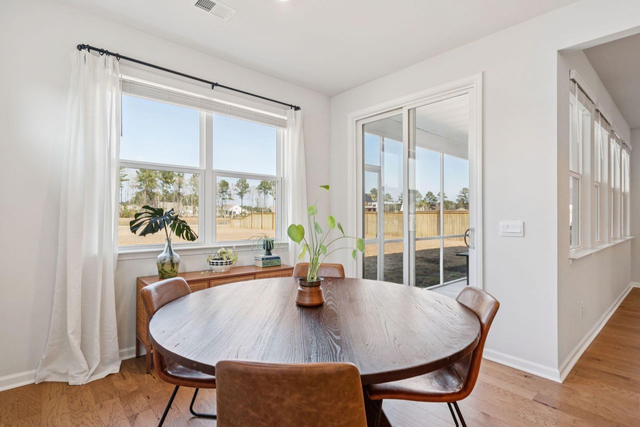 1199 Wading Point Boulevard Photo 10