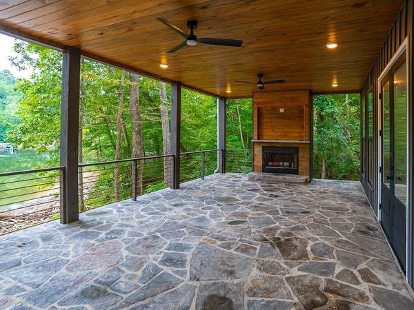 158 NORTHPOINTE Dr, Arley, AL 35541