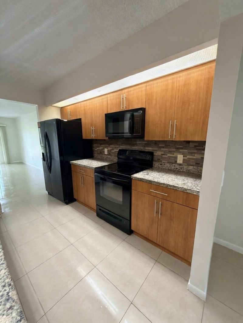 12551 SW 16th Court, Unit 206c, Pembroke Pines, FL 33027 Photo