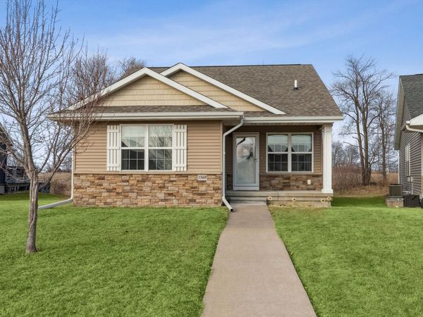 1560 Olde Brandy Lane , Davenport, IA 52807