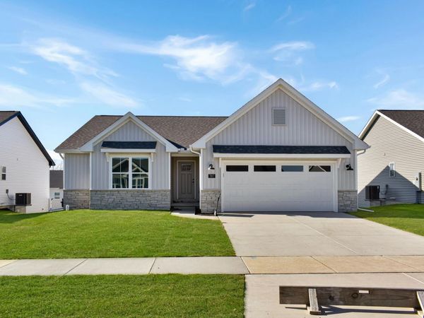 707 Cates Drive , Mahomet, IL 61853