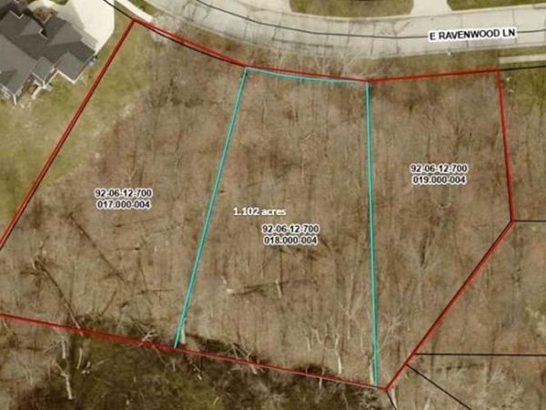 1692 E Ravenwood Lane, Columbia City, IN 46725