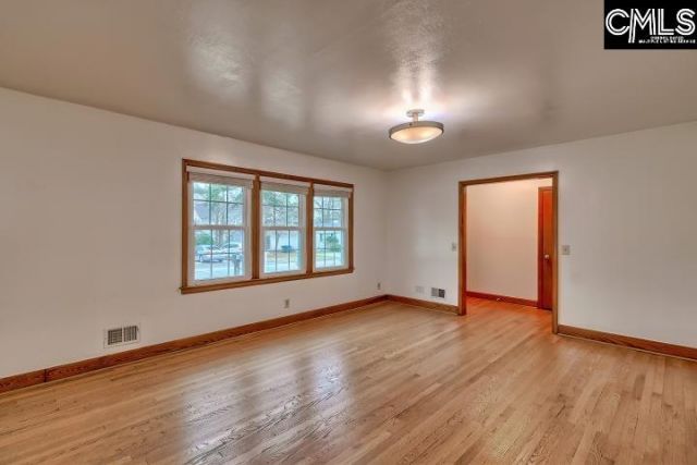 207 Woodhaven Drive Photo 11