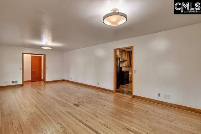 207 Woodhaven Drive  Photo 12