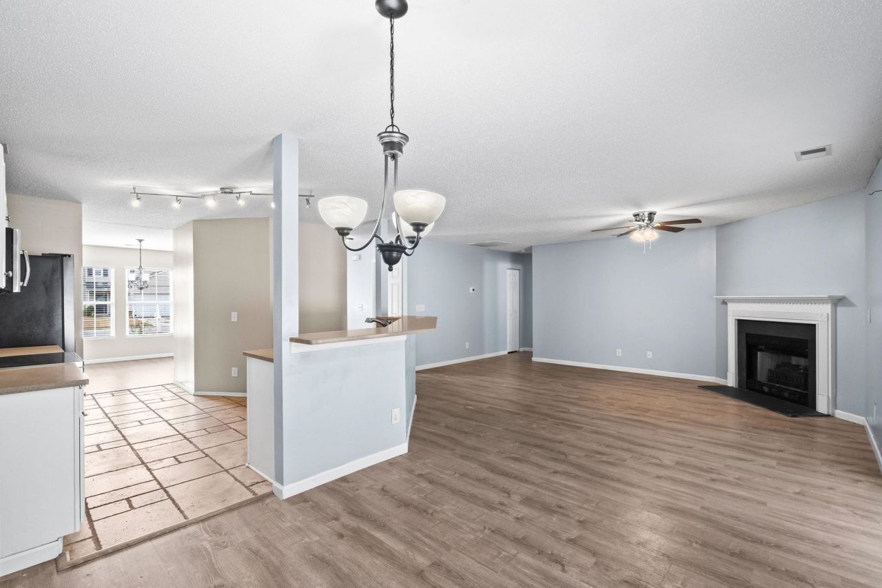 156 Weeping Willow Dr. Photo 15