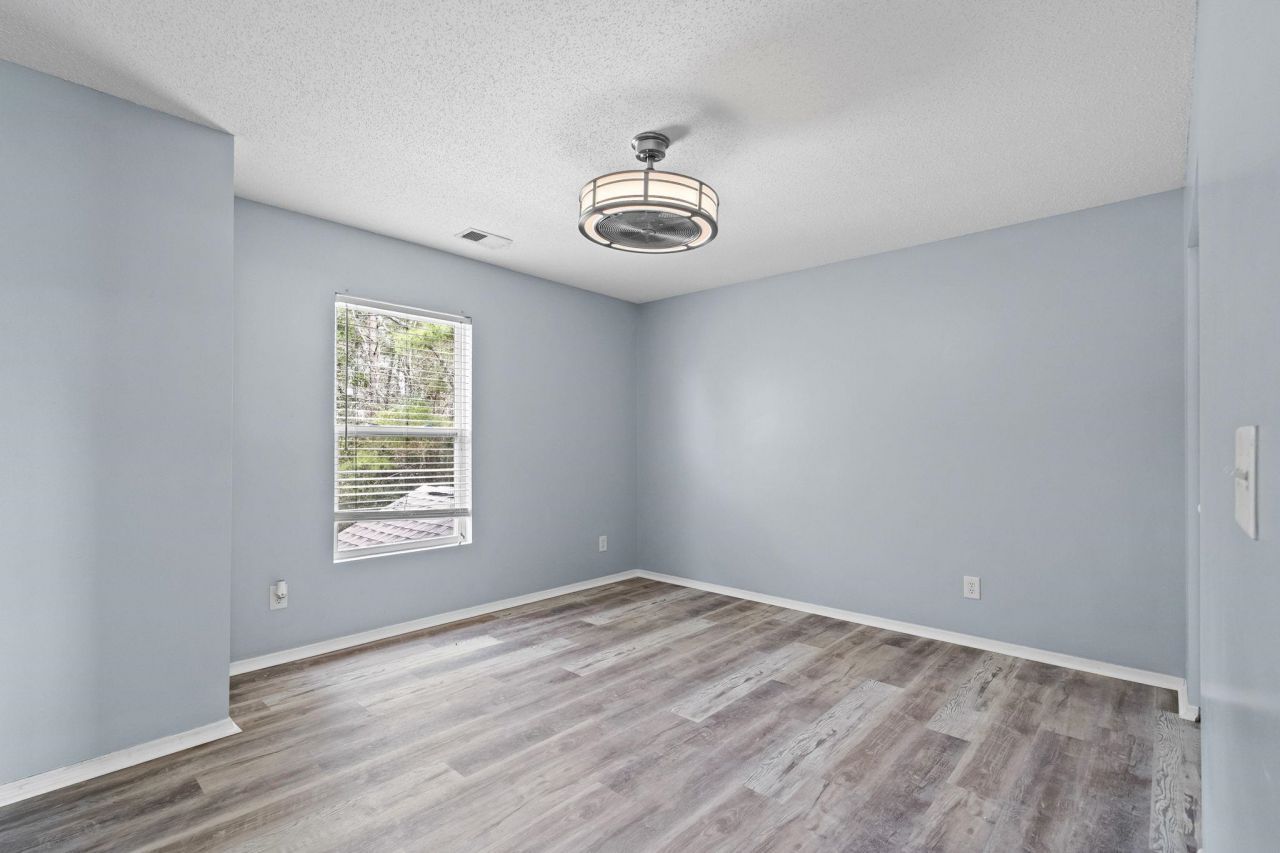 156 Weeping Willow Dr. Photo 31