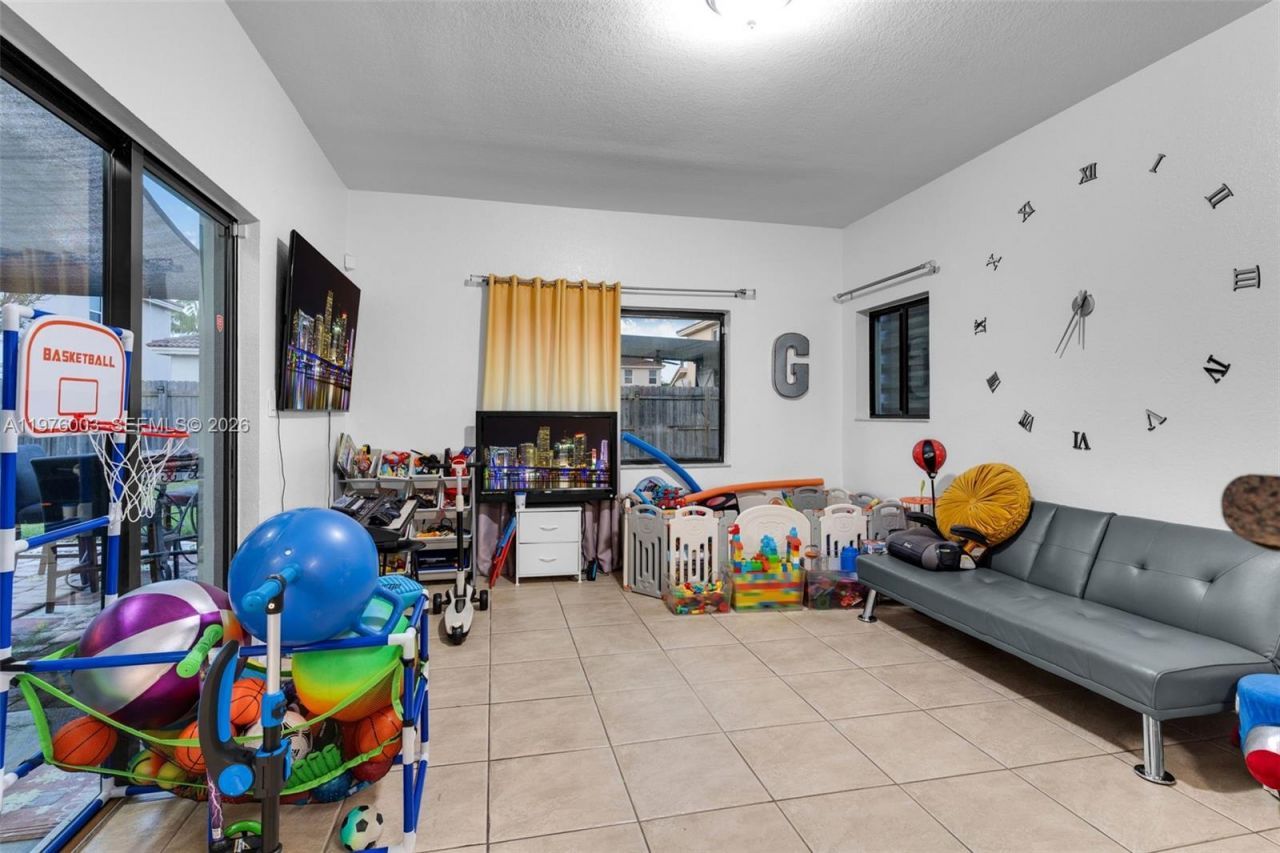 11017 SW 226th Ter , Miami, FL 33170 Photo