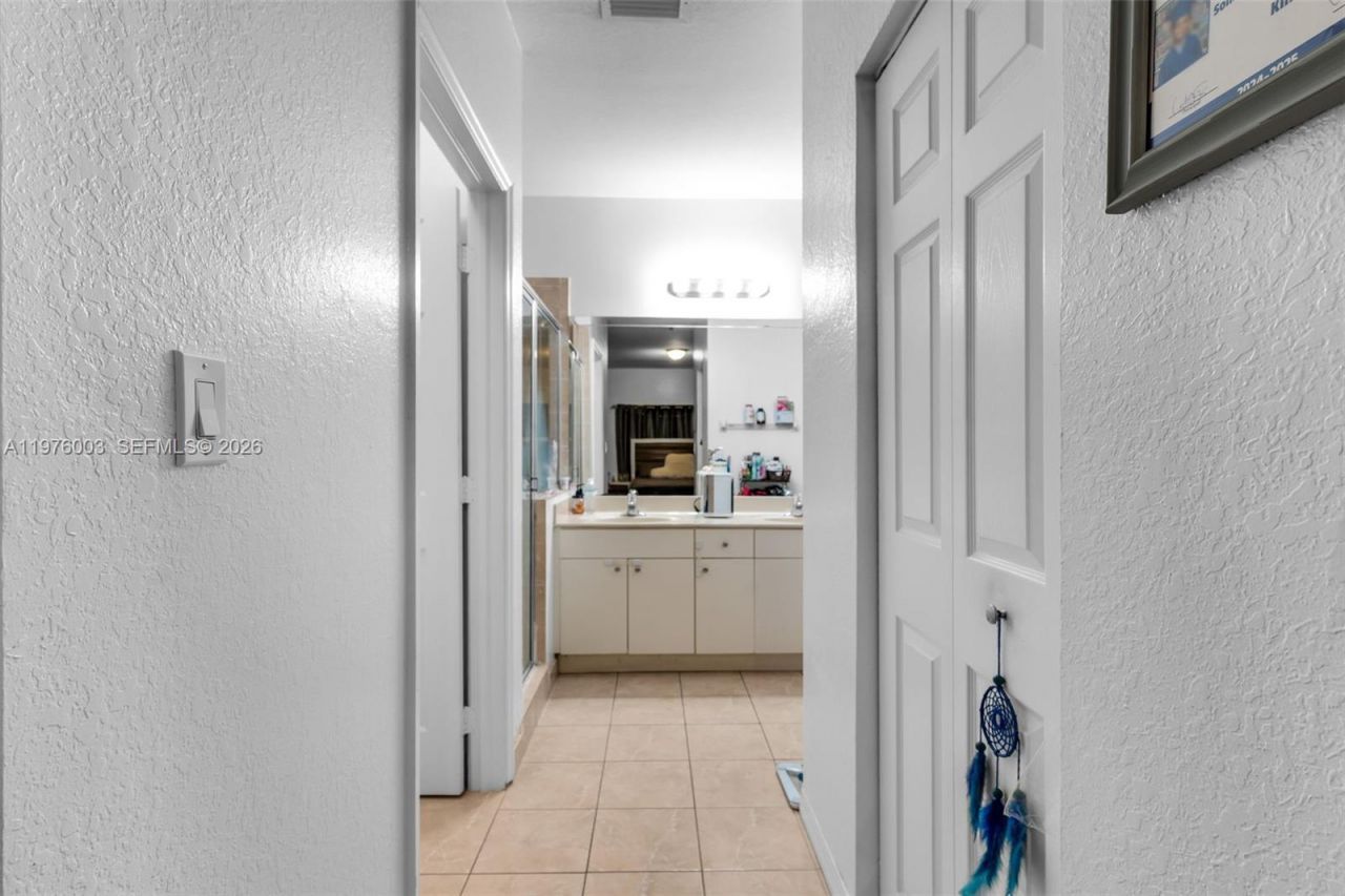 11017 SW 226th Ter , Miami, FL 33170 Photo