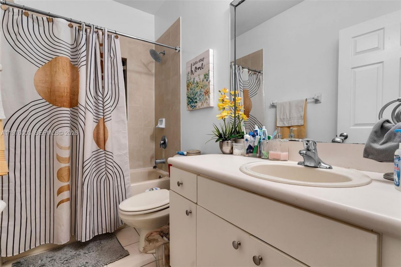 11017 SW 226th Ter , Miami, FL 33170 Photo