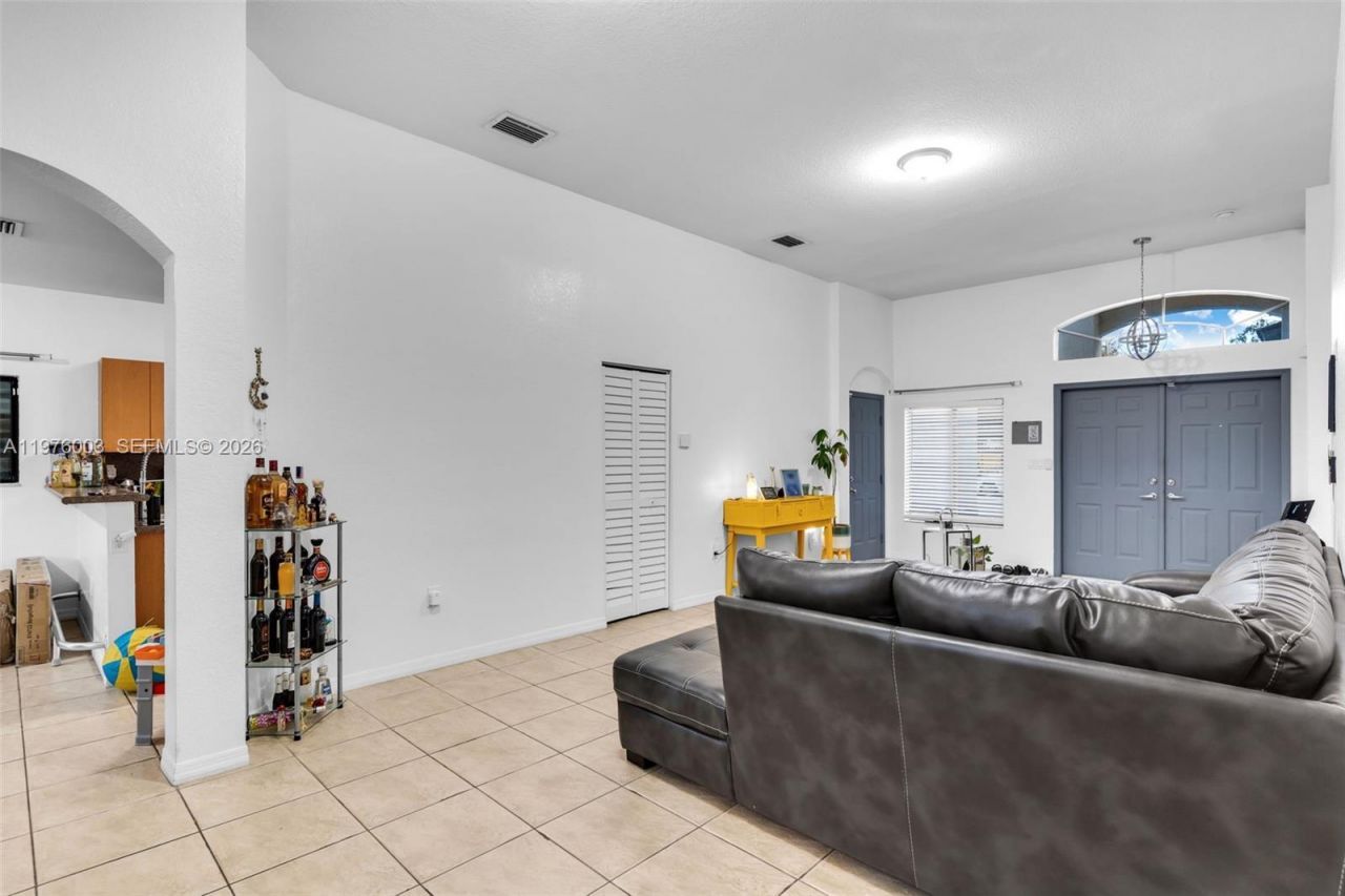 11017 SW 226th Ter , Miami, FL 33170 Photo