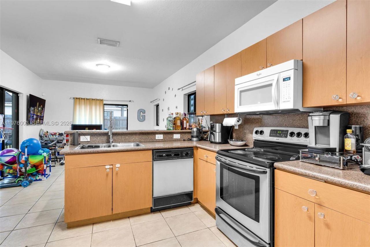 11017 SW 226th Ter , Miami, FL 33170 Photo