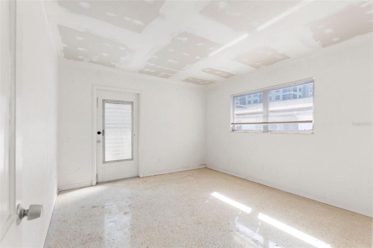 4300 37th Street S, Unit 4, Saint Petersburg, FL 33711 Photo