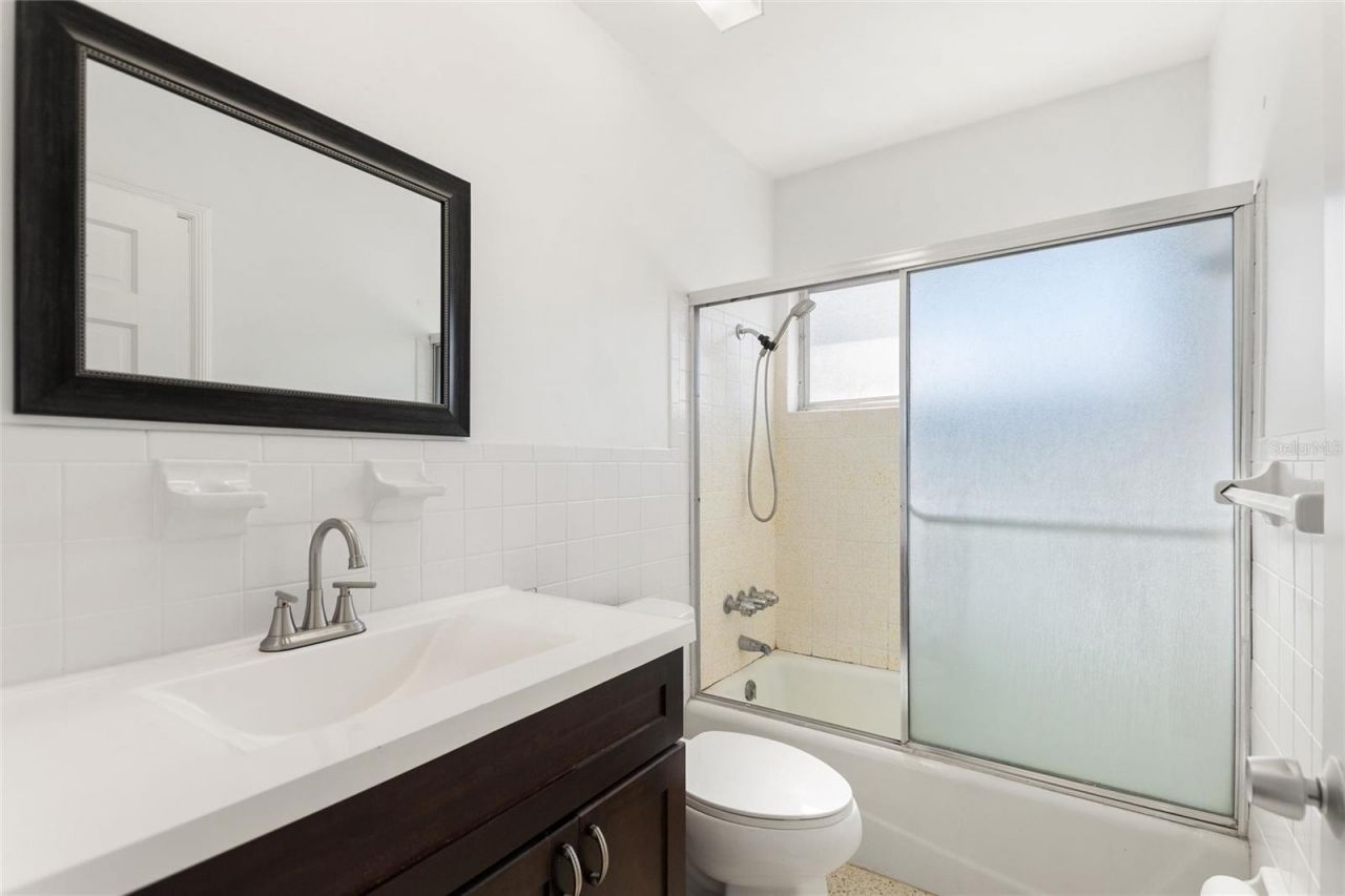 4300 37th Street S, Unit 4, Saint Petersburg, FL 33711 Photo