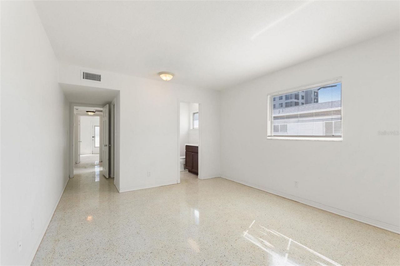 4300 37th Street S, Unit 4, Saint Petersburg, FL 33711 Photo