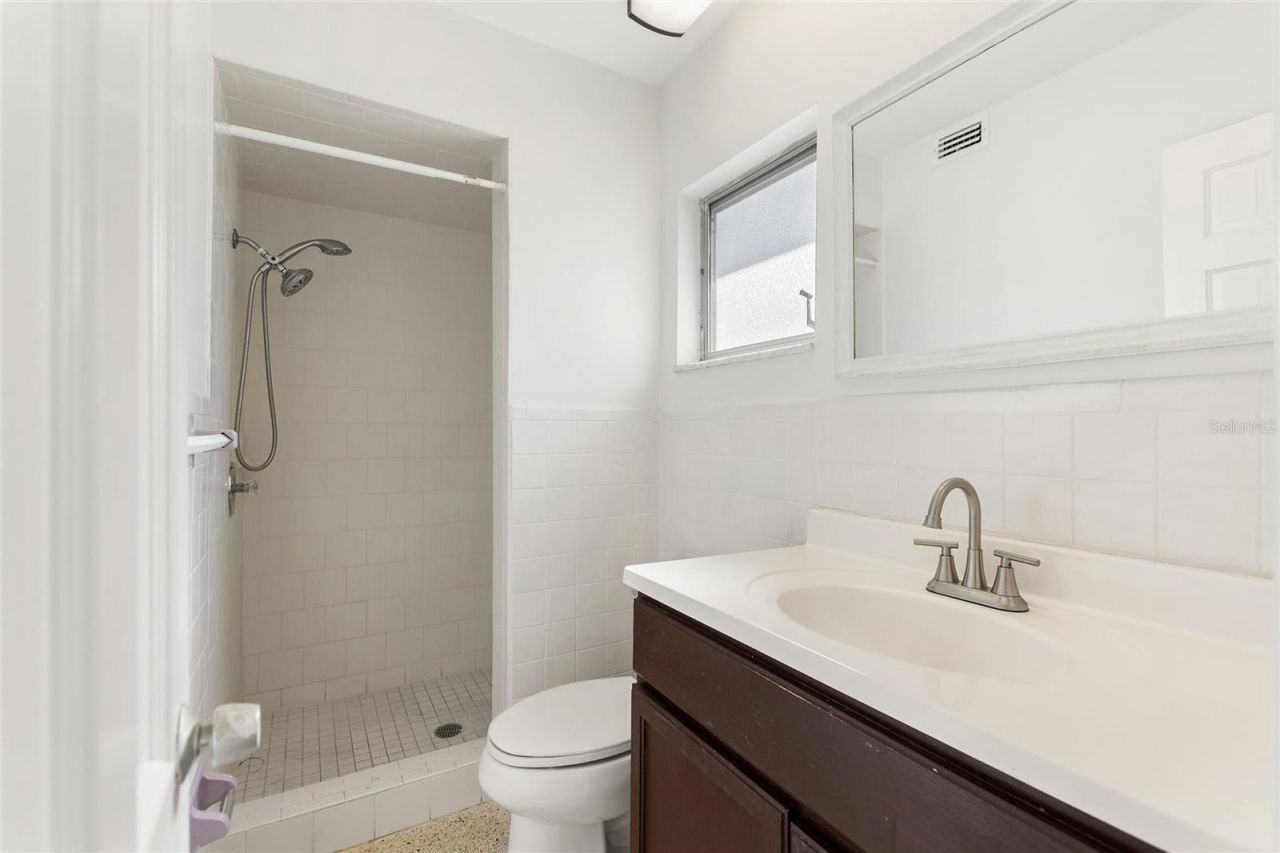 4300 37th Street S, Unit 4, Saint Petersburg, FL 33711 Photo