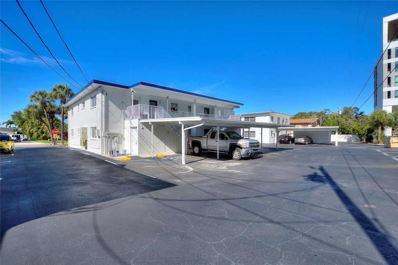 4300 37th Street S, Unit 4, Saint Petersburg, FL 33711 Photo