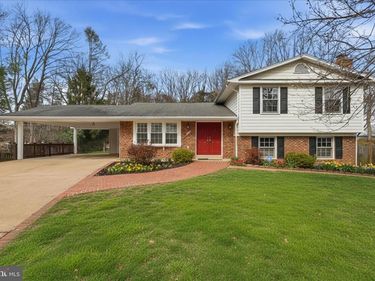 2122 STATUTE LANE, VIENNA, VA 22181