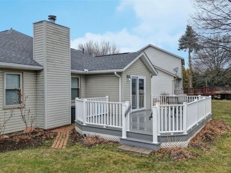 489 Oak Avenue, Strasburg, OH 44680 Photo 3