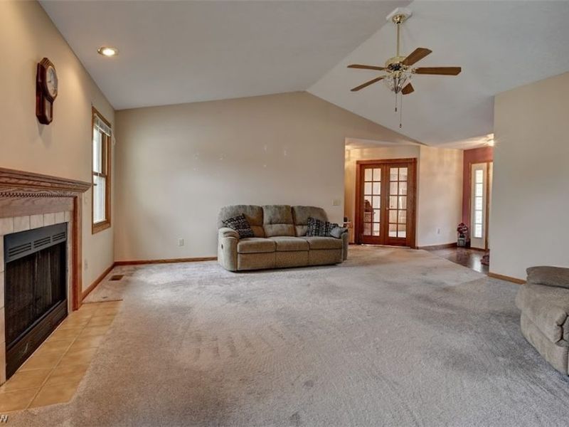 489 Oak Avenue, Strasburg, OH 44680 Photo 7