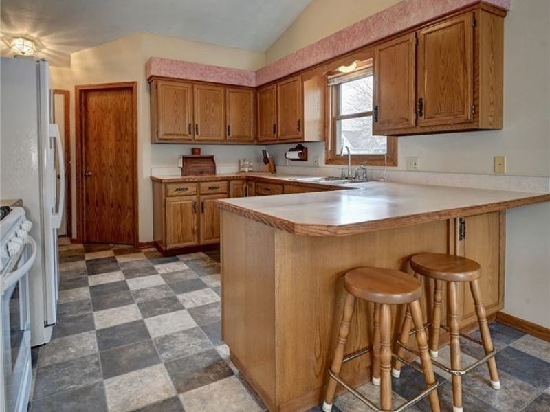 489 Oak Avenue, Strasburg, OH 44680 Photo 9